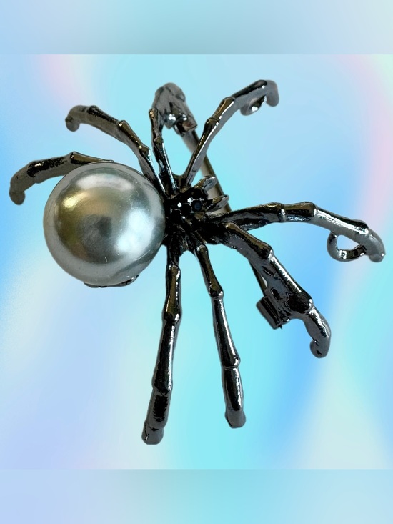 Jewelry - Gunmetal Faux Pearl Spider Brooch - Gothic Creepy Pin